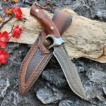 Red sandalwood outdoor straight knife Damascus steel VG10 high hardness hand-forged knife camping mountaineering obstacle straight knife