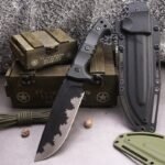 Camping outdoor survival knife portable knife high hardness straight knife sharp survival knife integrated keel high hardness tactical knife--Black-1